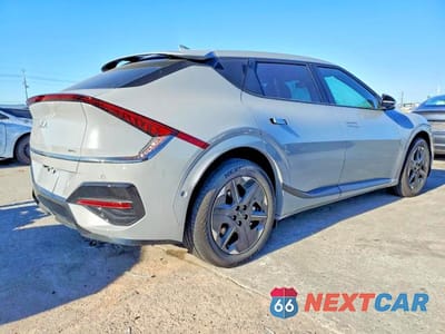 Trzecie zdjęcie samochodu z tyłu: 2025 KIA EV6 GT LINE VIN:5XYC44JA7SG010151 - miniatura