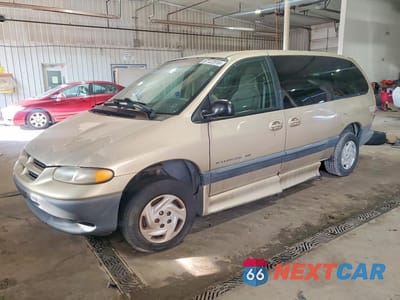 2000 DODGE GRAND CARAVAN SE 1B4GP44R5YB637277 - główne zdjęcie licytacji z USA - miniatura