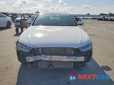 Piąte zdjęcie samochodu w środku: 2014 AUDI A4 PREMIUM VIN:WAUAFAFL3EN012032 - miniatura