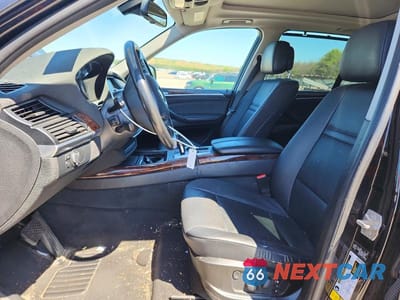 Zdjęcie 7 z 13 samochodu: 2013 BMW X5 XDRIVE35I VIN:5UXZV4C57D0B08047 - miniatura
