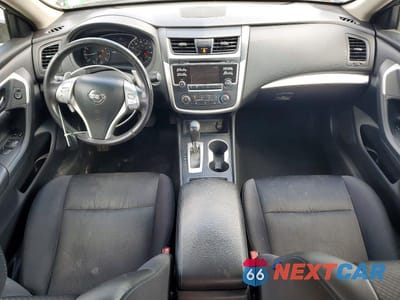 Zdjęcie 8 z 12 samochodu: 2017 NISSAN ALTIMA 2.5 SR VIN:1N4AL3AP1HC204962 - miniatura