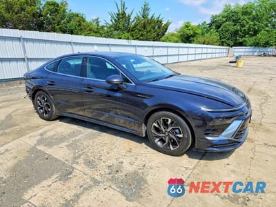 Czwarte zdjęcie samochodu z boku: 2024 HYUNDAI SONATA SEL VIN:KMHL64JA7RA357754 - miniatura