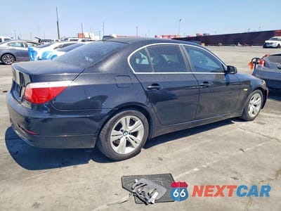 Trzecie zdjęcie samochodu z tyłu: 2009 BMW 528 I VIN:WBANU53569C117699 - miniatura