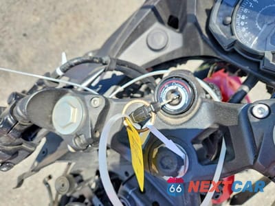 Zdjęcie 8 z 10 samochodu: 2021 KAWASAKI EX400 VIN:JKAEXKG19MDAB5874 - miniatura