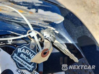 Zdjęcie 8 z 9 samochodu: 2016 SUZUKI GSX-R750 VIN:JS1GR7MA2G2100321 - miniatura