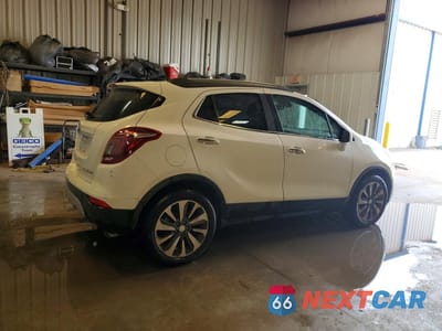 Trzecie zdjęcie samochodu z tyłu: 2021 BUICK ENCORE PREFERRED VIN:KL4CJASB8MB335221 - miniatura