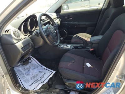 Zdjęcie 7 z 12 samochodu: 2004 MAZDA 3 HATCHBACK VIN:JM1BK143441180080 - miniatura