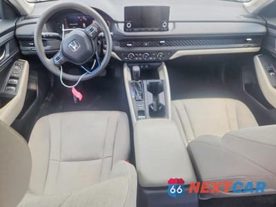 Zdjęcie 8 z 12 samochodu: 2023 HONDA ACCORD EX VIN:1HGCY1F35PA041727 - miniatura
