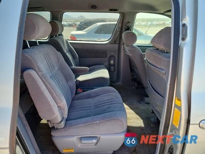 Zdjęcie 11 z 13 samochodu: 2003 TOYOTA SIENNA LE VIN:4T3ZF13C53U533043 - miniatura