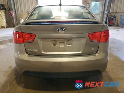 Zdjęcie 6 z 12 samochodu: 2012 KIA FORTE EX VIN:KNAFU4A28C5491086 - miniatura