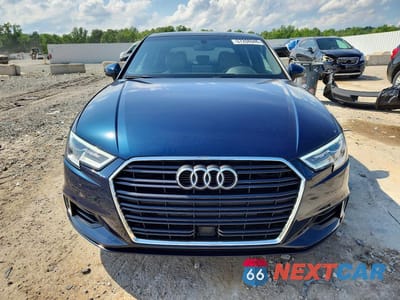 Piąte zdjęcie samochodu w środku: 2019 AUDI A3 PREMIUM VIN:WAUAUGFF7K1025601 - miniatura