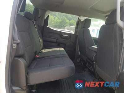 Zdjęcie 10 z 12 samochodu: 2025 CHEVROLET SILVERADO K1500 VIN:1GCUKAED3SZ259223 - miniatura