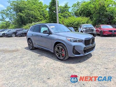 Trzecie zdjęcie samochodu z tyłu: 2026 BMW X1 XDRIVE28I VIN:WBX73EF08T5540183 - miniatura