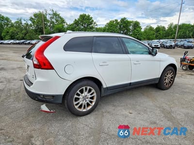 Trzecie zdjęcie samochodu z tyłu: 2010 VOLVO XC60 T6 VIN:YV4992DZ0A2096054 - miniatura