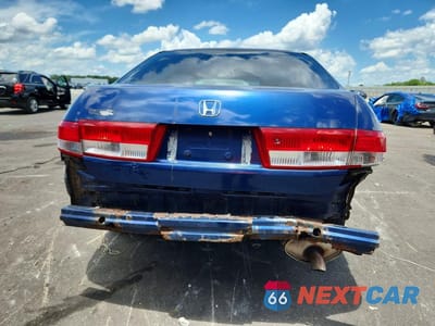 Zdjęcie 6 z 12 samochodu: 2003 HONDA ACCORD LX VIN:1HGCM56353A028571 - miniatura
