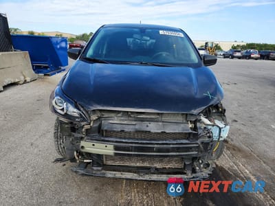 Piąte zdjęcie samochodu w środku: 2019 CHEVROLET SPARK LS VIN:KL8CB6SA2KC819215 - miniatura