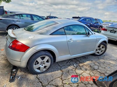 Trzecie zdjęcie samochodu z tyłu: 2002 AUDI TT VIN:TRUSC28N521039472 - miniatura