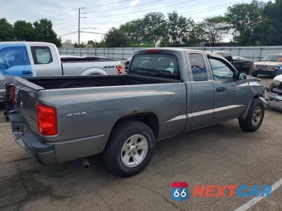 Trzecie zdjęcie samochodu z tyłu: 2011 DODGE DAKOTA ST VIN:1D7RW2BK0BS712991 - miniatura