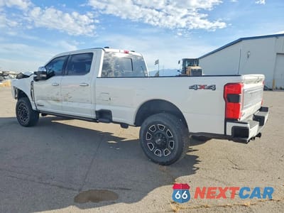 Drugie zdjęcie samochodu z przodu: 2024 FORD F350 SUPER DUTY VIN:1FT8W3BM1REE09014 - miniatura