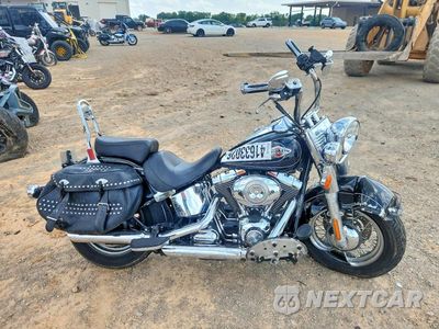 2011 HARLEY-DAVIDSON FLSTC 1HD1BW51XBB025982 - główne zdjęcie licytacji z USA - miniatura