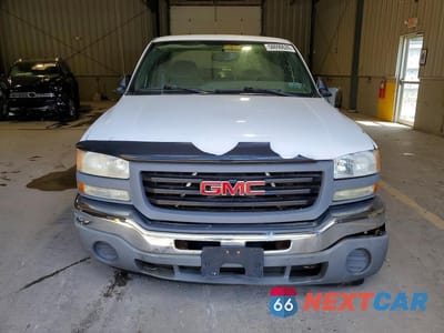 Piąte zdjęcie samochodu w środku: 2007 GMC NEW SIERRA C1500 CLASSIC VIN:1GTEC19V97E116456 - miniatura