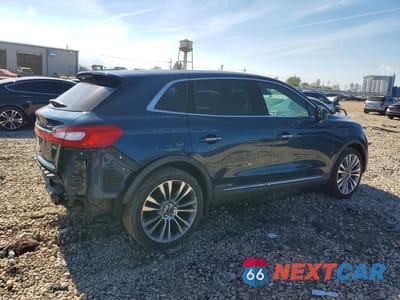 Trzecie zdjęcie samochodu z tyłu: 2017 LINCOLN MKX RESERVE VIN:2LMPJ8LR3HBL43271 - miniatura
