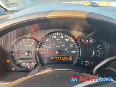 Zdjęcie 9 z 12 samochodu: 2004 NISSAN TITAN XE VIN:1N6AA06BX4N513370 - miniatura