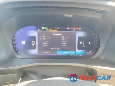 Zdjęcie 9 z 14 samochodu: 2024 VOLVO XC40 ULTIMATE VIN:YV4L12UF1R2225630 - miniatura