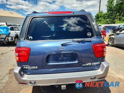 Zdjęcie 6 z 13 samochodu: 2004 TOYOTA SEQUOIA SR5 VIN:5TDBT44A34S221170 - miniatura
