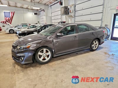 2014 TOYOTA CAMRY SE 4T1BF1FKXEU315387 - główne zdjęcie licytacji z USA - miniatura