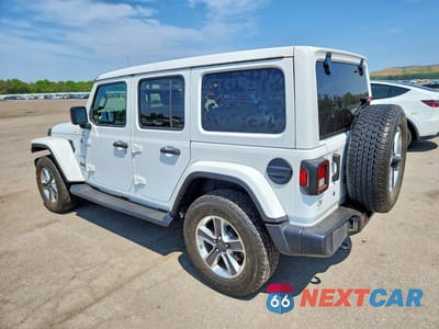Drugie zdjęcie samochodu z przodu: 2020 JEEP WRANGLER UNLIMITED SAHARA VIN:1C4HJXEN1LW131601 - miniatura