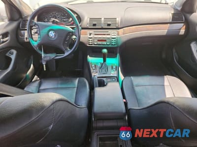 Zdjęcie 8 z 12 samochodu: 2001 BMW 325 I VIN:WBAAV33451FU85771 - miniatura