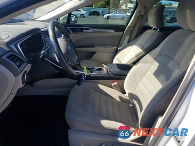 Zdjęcie 7 z 12 samochodu: 2019 FORD FUSION SE VIN:3FA6P0LU7KR188996 - miniatura