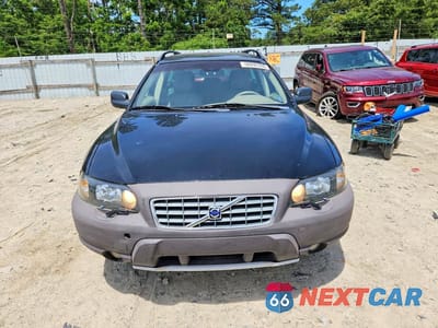 Piąte zdjęcie samochodu w środku: 2004 VOLVO XC70 VIN:YV1SZ59H641156560 - miniatura