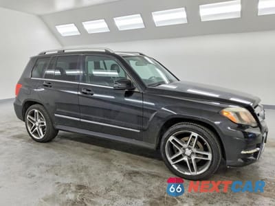 Czwarte zdjęcie samochodu z boku: 2013 MERCEDES-BENZ GLK 350 VIN:WDCGG5HB7DF944503 - miniatura