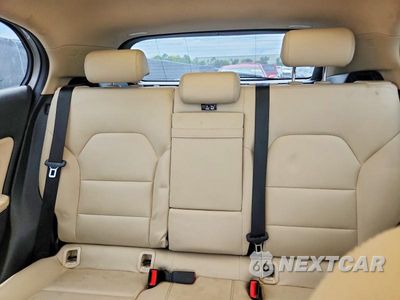 Zdjęcie 10 z 14 samochodu: 2018 MERCEDES-BENZ GLA 250 VIN:WDCTG4EB2JJ474323 - miniatura