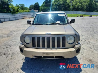 Piąte zdjęcie samochodu w środku: 2008 JEEP PATRIOT SPORT VIN:1J8FT28028D540402 - miniatura