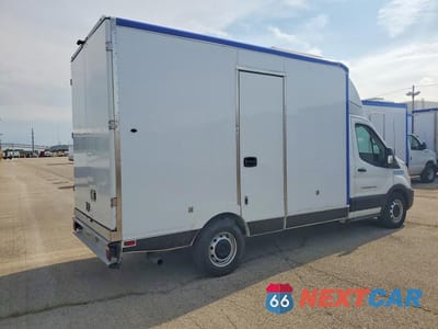 Trzecie zdjęcie samochodu z tyłu: 2020 FORD TRANSIT DELIVERY TRUCK VIN:1FDBW5Z88LKB36796 - miniatura