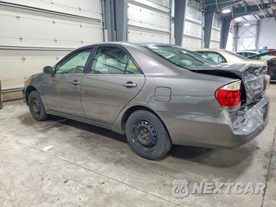 Drugie zdjęcie samochodu z przodu: 2005 TOYOTA CAMRY LE VIN:4T1BE32K35U960015 - miniatura