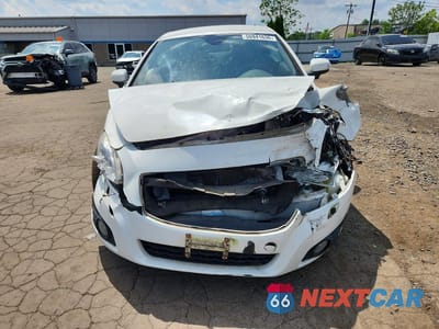 Piąte zdjęcie samochodu w środku: 2011 VOLVO C70 T5 VIN:YV1672MC8BJ117239 - miniatura
