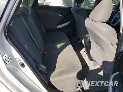 Zdjęcie 10 z 12 samochodu: 2013 TOYOTA PRIUS TWO VIN:JTDKN3DU9D5613445 - miniatura
