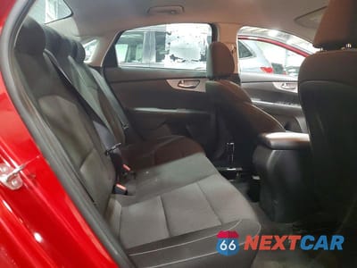 Zdjęcie 10 z 13 samochodu: 2023 KIA FORTE LXS VIN:3KPF24AD4PE624866 - miniatura