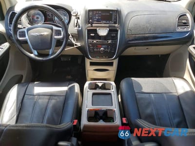 Zdjęcie 8 z 13 samochodu: 2013 CHRYSLER TOWN & COUNTRY TOURING L VIN:2C4RC1CG7DR783066 - miniatura