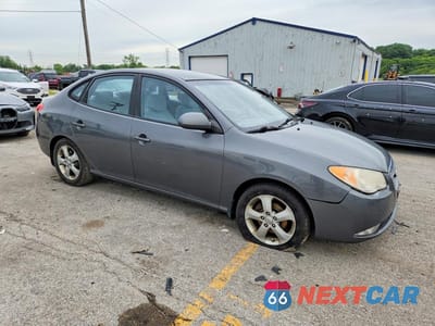 Czwarte zdjęcie samochodu z boku: 2009 HYUNDAI ELANTRA SE VIN:KMHDU46D49U629026 - miniatura
