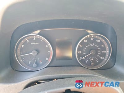 Zdjęcie 9 z 12 samochodu: 2017 HYUNDAI ELANTRA SE VIN:5NPD84LF6HH086298 - miniatura