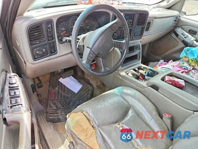 Zdjęcie 8 z 12 samochodu: 2005 GMC SIERRA K2500 HEAVY DUTY VIN:1GTHK23UX5F864436 - miniatura