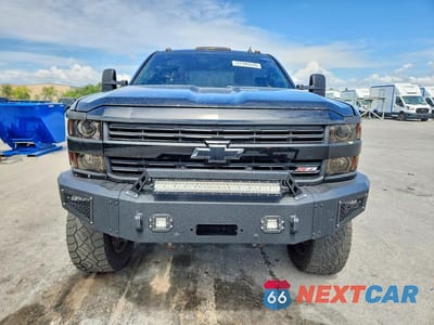 Piąte zdjęcie samochodu w środku: 2015 CHEVROLET SILVERADO K2500 HEAVY DUTY LT VIN:1GC1KVE88FF129801 - miniatura