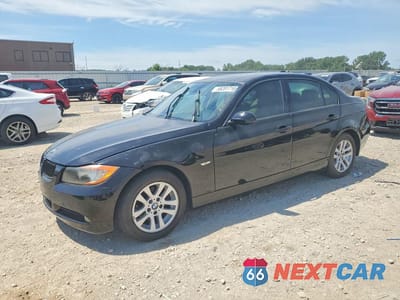 2007 BMW 328 XI SULEV WBAVC73547KP30681 - główne zdjęcie licytacji z USA - miniatura