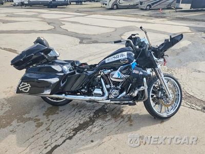 2019 HARLEY-DAVIDSON FLHX 1HD1KBC30KB681170 - główne zdjęcie licytacji z USA - miniatura