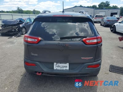 Zdjęcie 6 z 13 samochodu: 2018 JEEP CHEROKEE TRAILHAWK VIN:1C4PJMBX9JD610454 - miniatura
